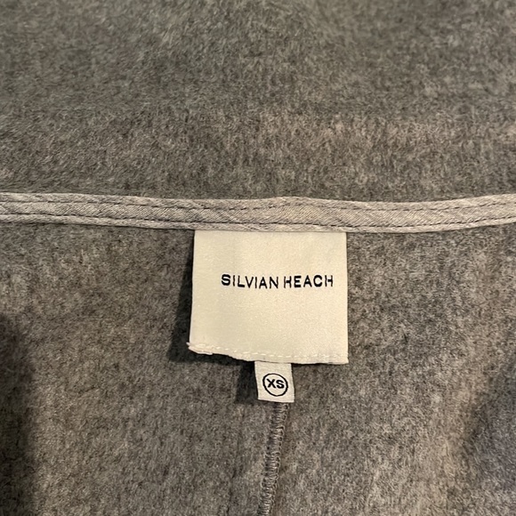 Beautiful  long vest jacket by Silvian Heach. Size XS. - Picture 9 of 10